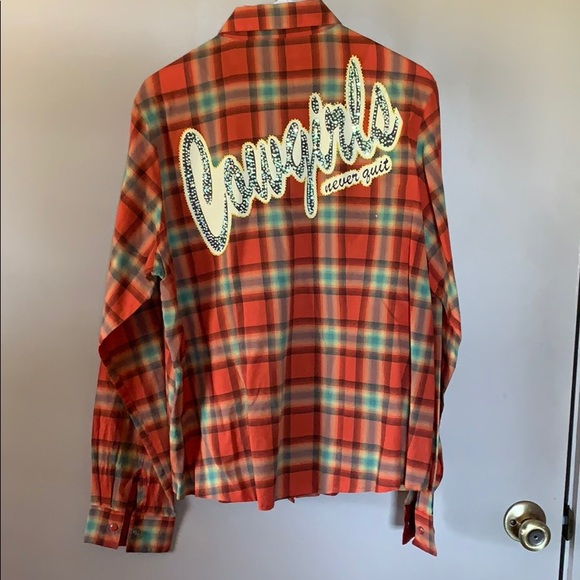 Button up - Picture 2 of 2